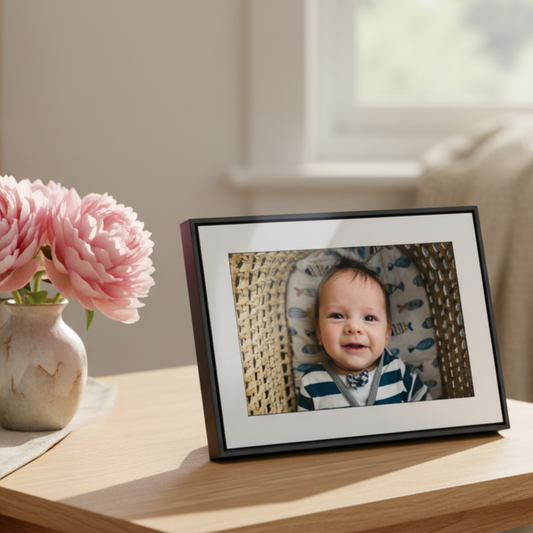 Loop Digital Frame